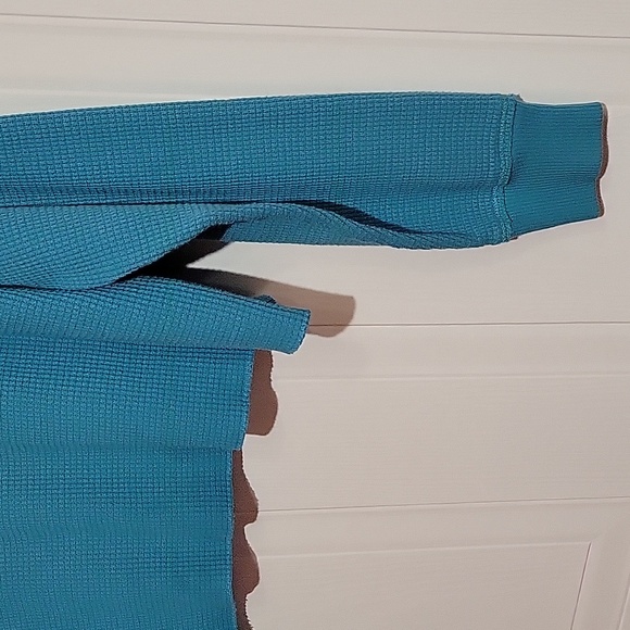 TNA Cropped Thermal Teal Blue Long Sleeve Top US M - Picture 3 of 10